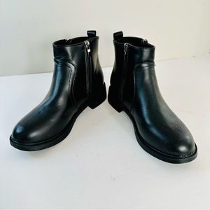 Women Black Boots with Side Zippers, Size: CN 37 (fits US 5.5)